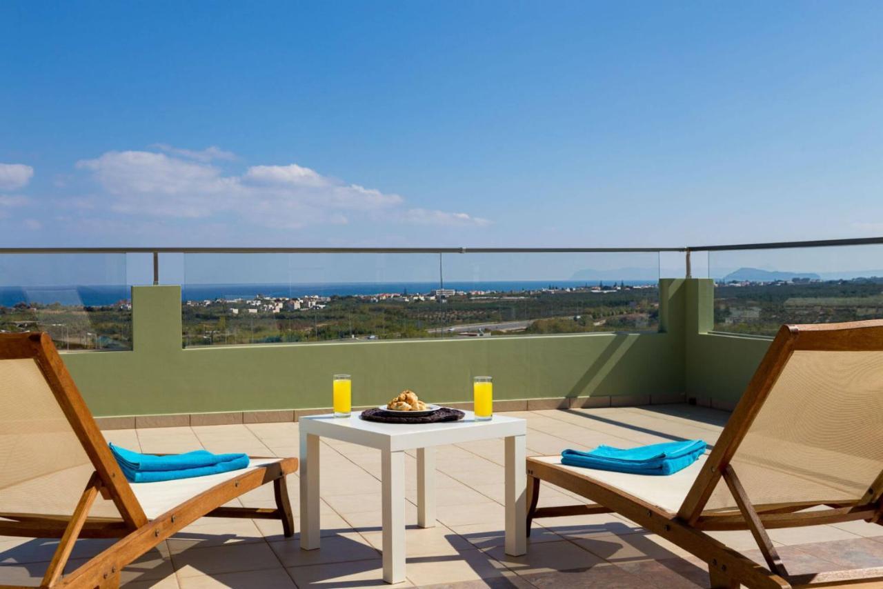 Villa Dimokratia *